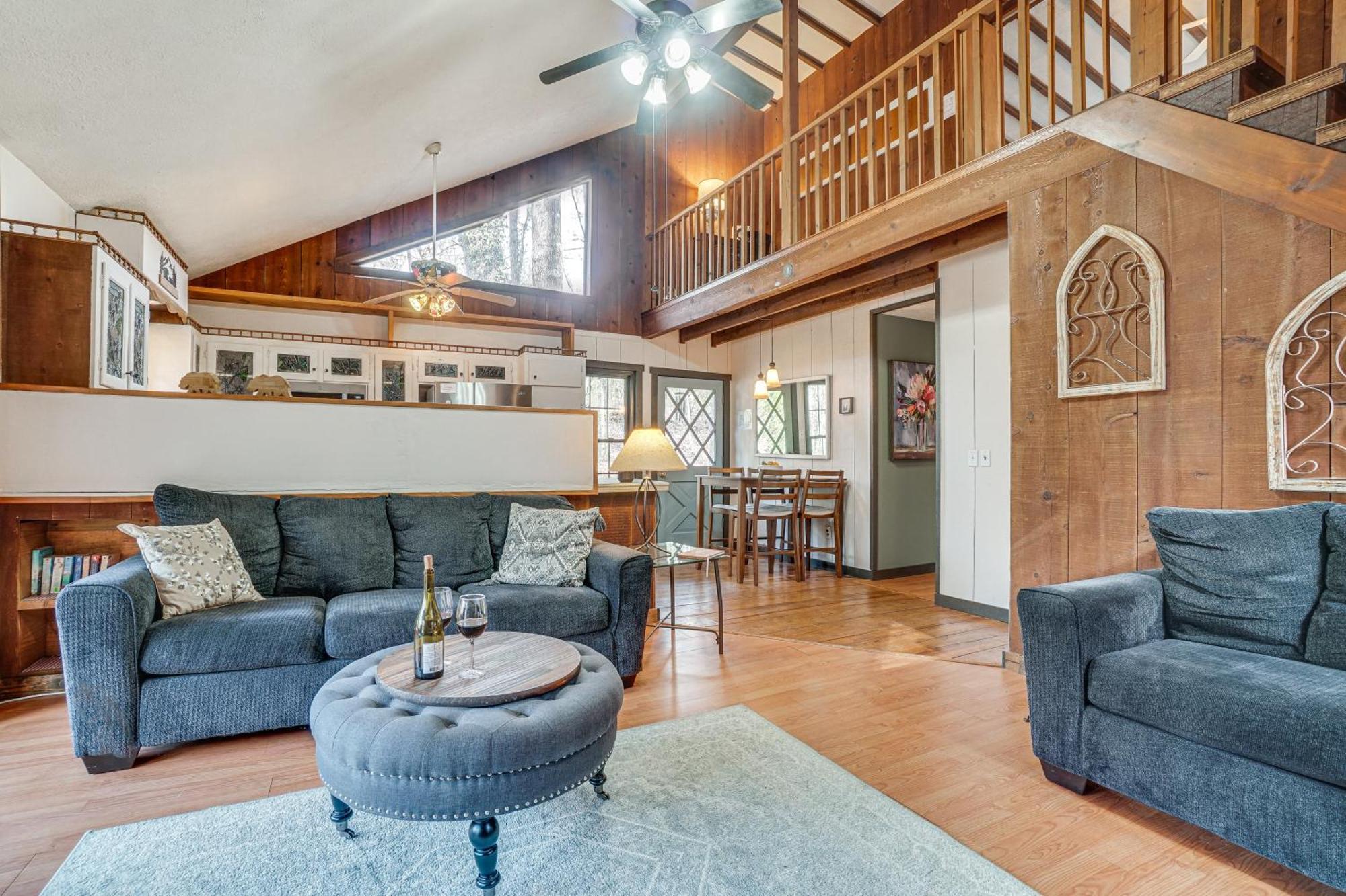 Charming Cabin With Fire Pit And Decks About 7 Mi To Helen Sautee Nacoochee Екстер'єр фото