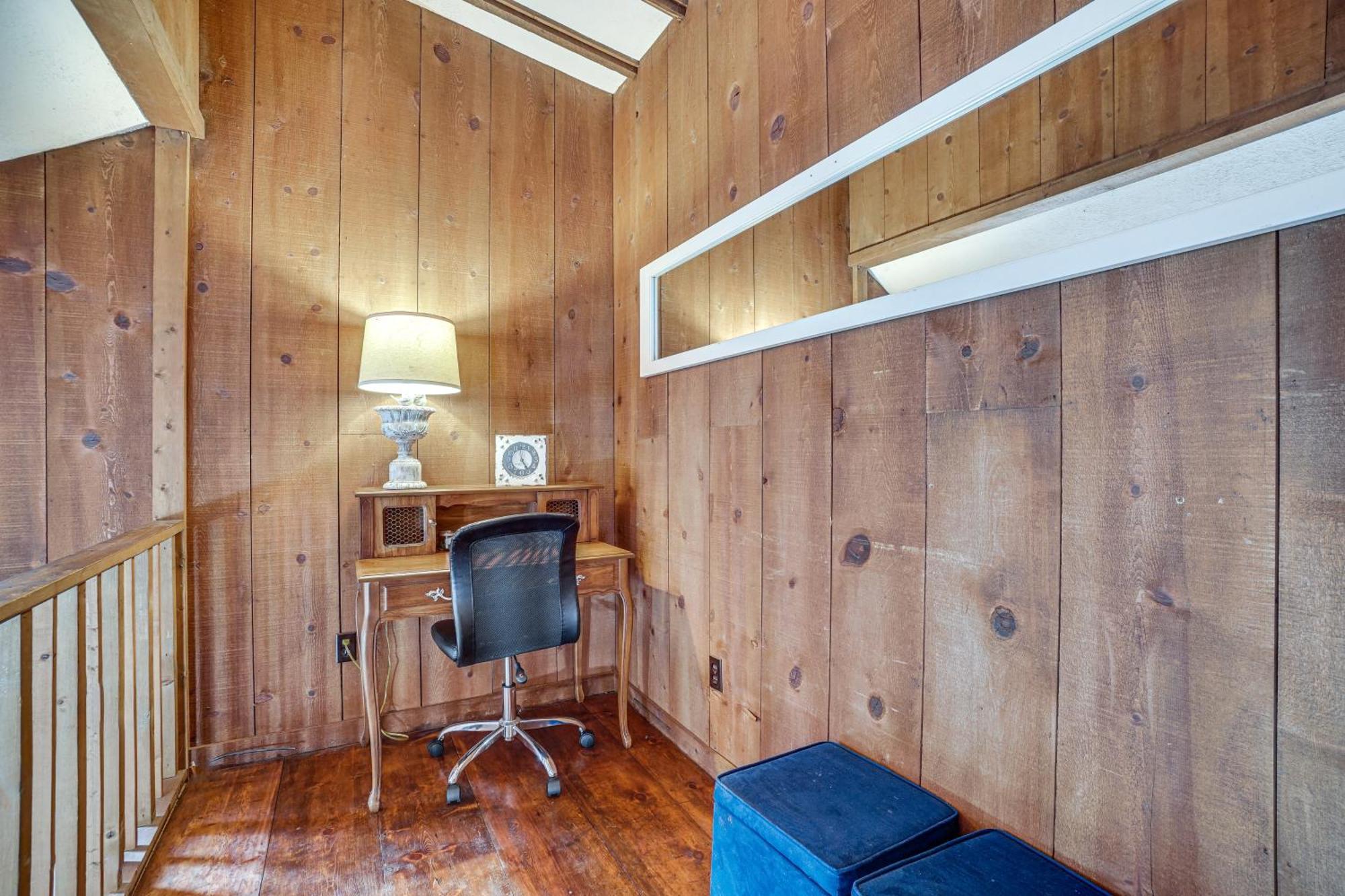 Charming Cabin With Fire Pit And Decks About 7 Mi To Helen Sautee Nacoochee Екстер'єр фото